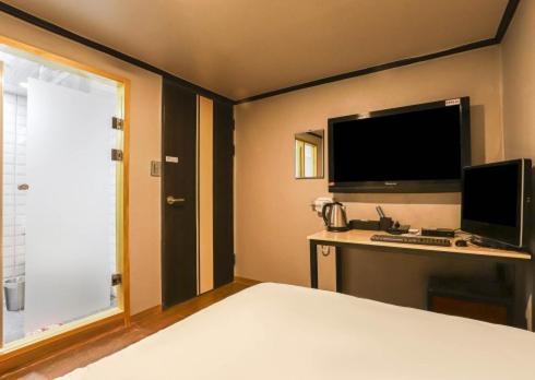 Hotel Grim Jongno Сеул Экстерьер фото